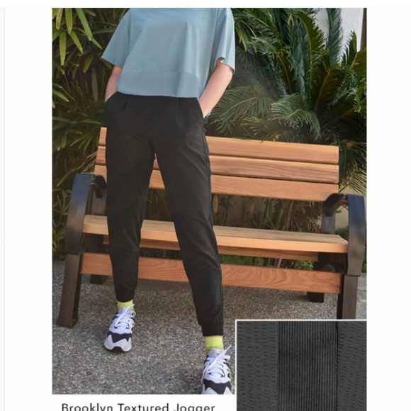 Athleta Black Textured Jogger Pants - Picture 1 of 9